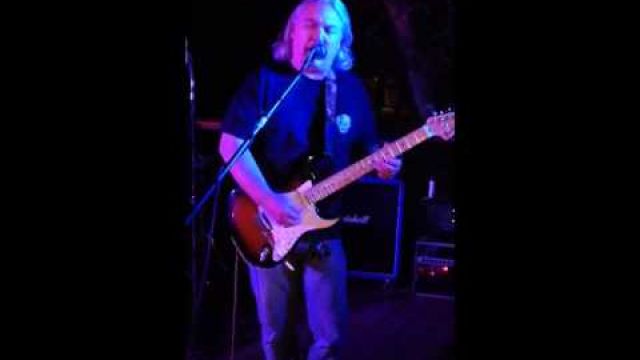 Andy "Six Killer" Gillham -plays Comfortably Numb