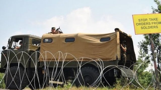 Fed  Gov  actively seeking role players for simulation relocation of U S  citizenry to detention cam