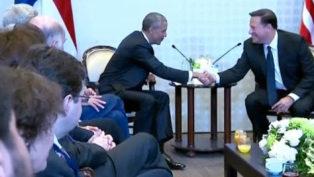 President Obama Meets with President Juan Carlos Varela