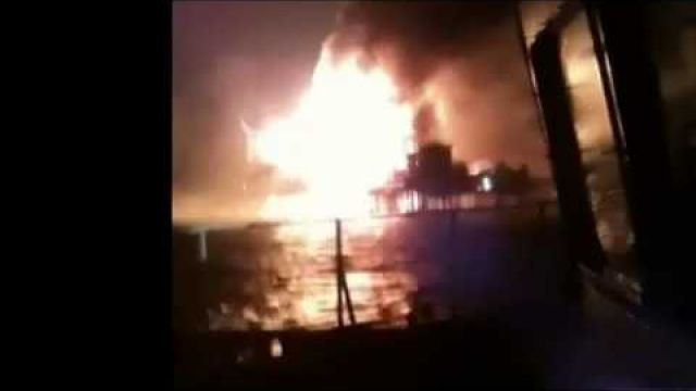 Huge Fire Blazes On PEMEX Oil Platform In Gulf of Mexico, 300 Evacuated