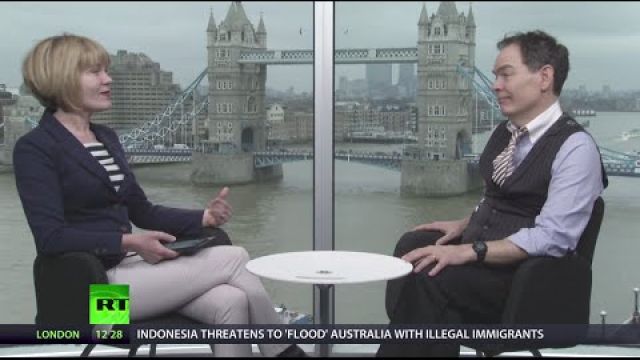 Keiser Report: Destroying the Middle Class (E730)